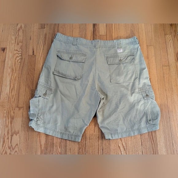 Levi's Light Tan Cargo Shorts for Men - Picture 5 of 5